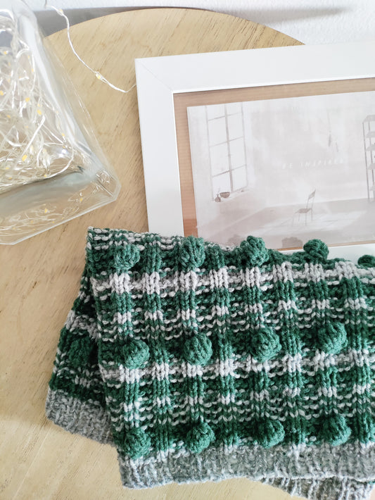 Collo Bolle in lana, verdone e grigio chiaro