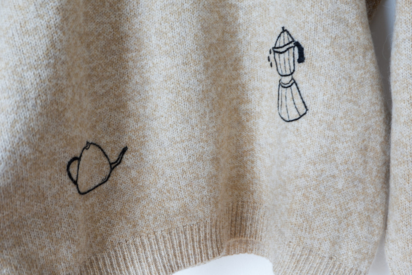 Il maglione colazione (il maglione colazione)