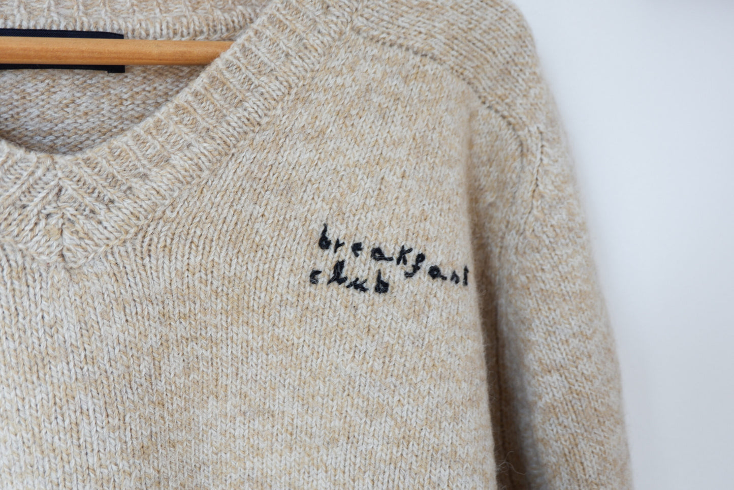 Il maglione colazione (il maglione colazione)