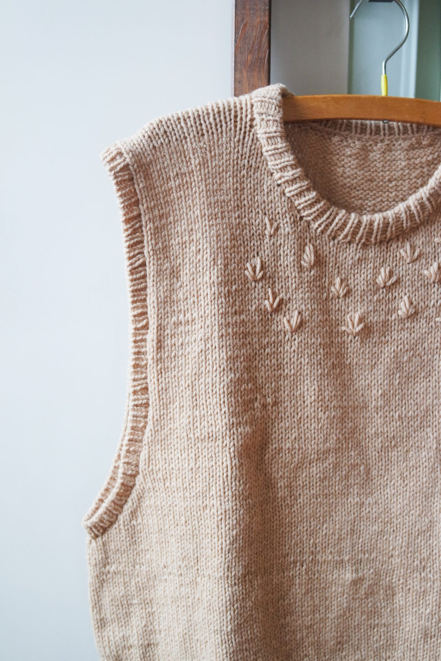 Gilet in lana con ricami