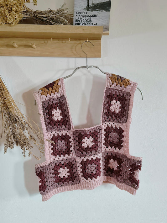 Gilet corpetto in lana all'uncinetto