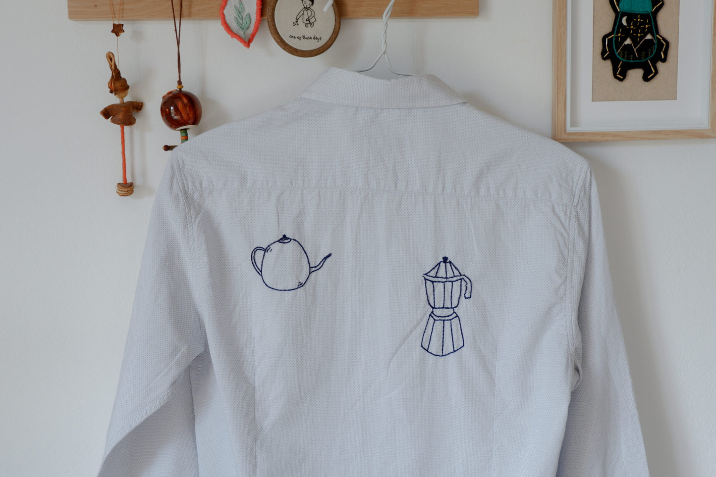 Camicia colazione bianca e azzurra