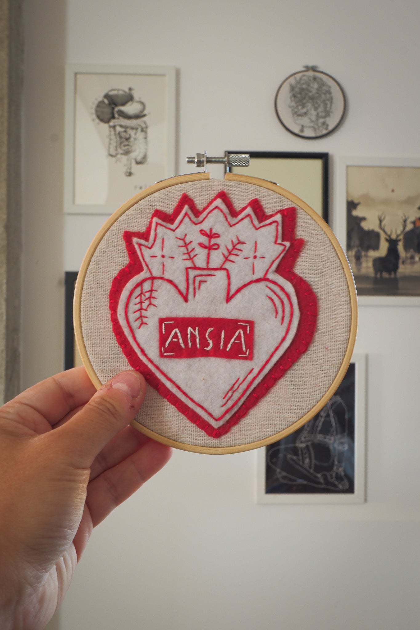 Cuore sacro ansia ricamo con cornice